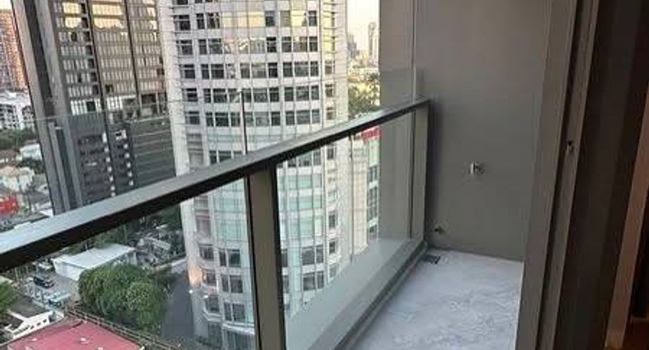 For sale 1 bed condo in Khlong Toei, Bangkok