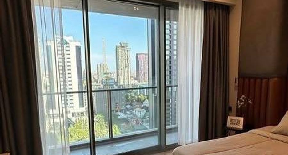For sale 1 bed condo in Khlong Toei, Bangkok