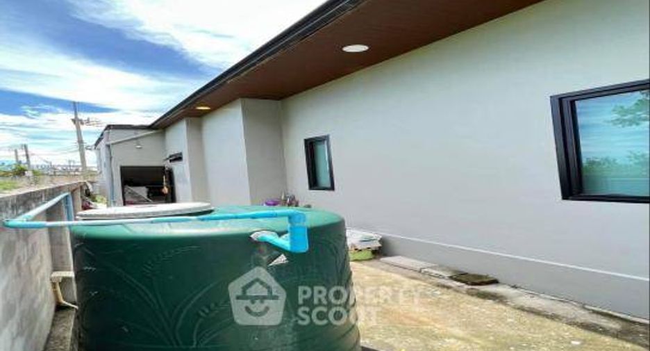 For sale 3 bedrooms villa in Huay Yai, Pattaya