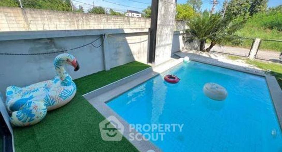 For sale 3 bedrooms villa in Huay Yai, Pattaya