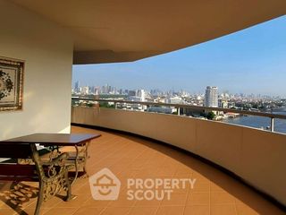 For sale 3 bedrooms condo in Bang Phlat, Bangkok