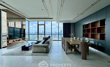 For sale 3 bedrooms condo in Watthana, Bangkok