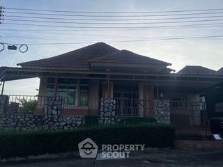 À louer et à vendre 3 chambres maison à Bang Lamung, Chonburi