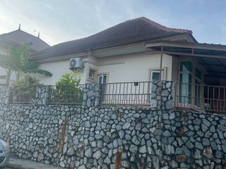 À louer et à vendre 3 chambres maison à Bang Lamung, Chonburi