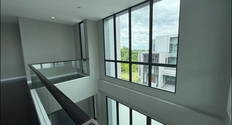 Casa en venta de 5 habitaciones en Saphan Sung, Bangkok