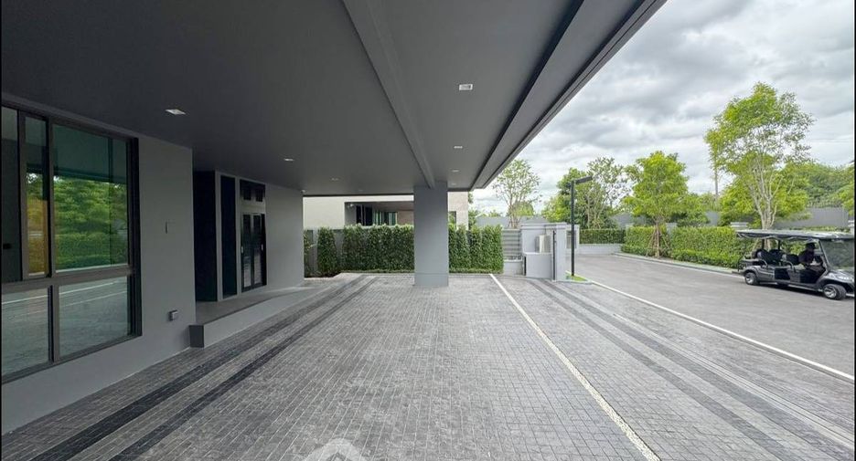 Casa en venta de 5 habitaciones en Saphan Sung, Bangkok
