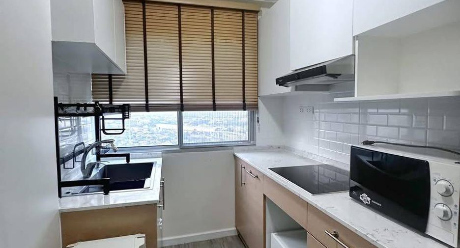For sale 2 ベッドルーム condo in Phasi Charoen, Bangkok