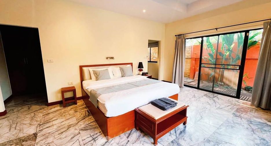 For sale 3 bedrooms villa in Jomtien, Pattaya