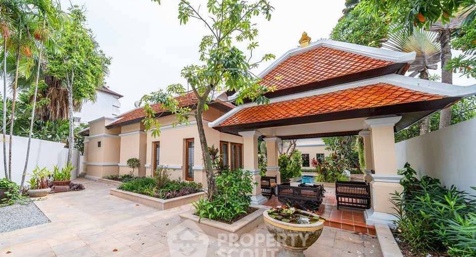 For sale 2 bedrooms house in Sattahip, Chonburi