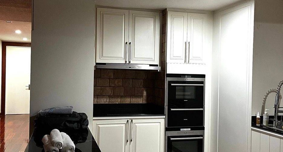 For rent and for sale 4 bedrooms condo in Dusit, Bangkok