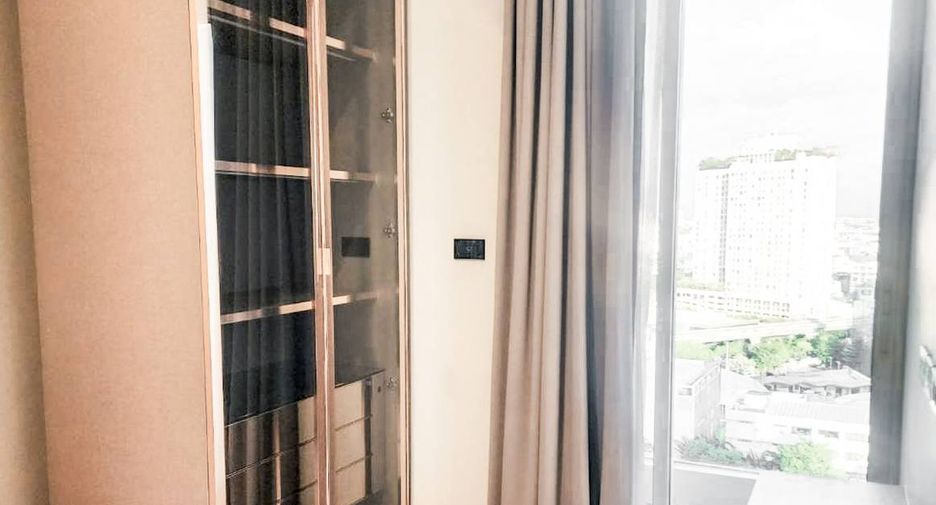 For rent and for sale 2 bedrooms apartment in Khlong Toei, Bangkok