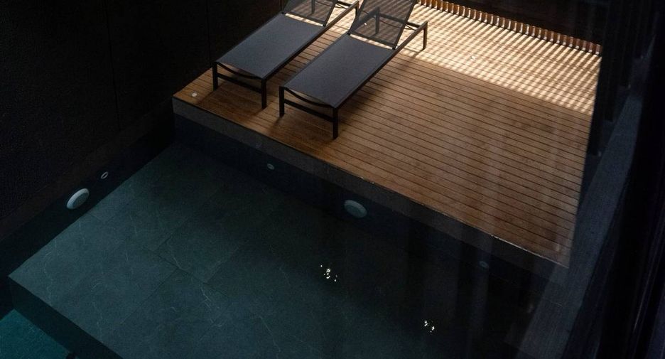 For sale 4 bedrooms villa in Don Mueang, Bangkok