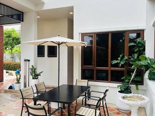 For rent and for sale 5 bedrooms house in Bang Lamung, Chonburi