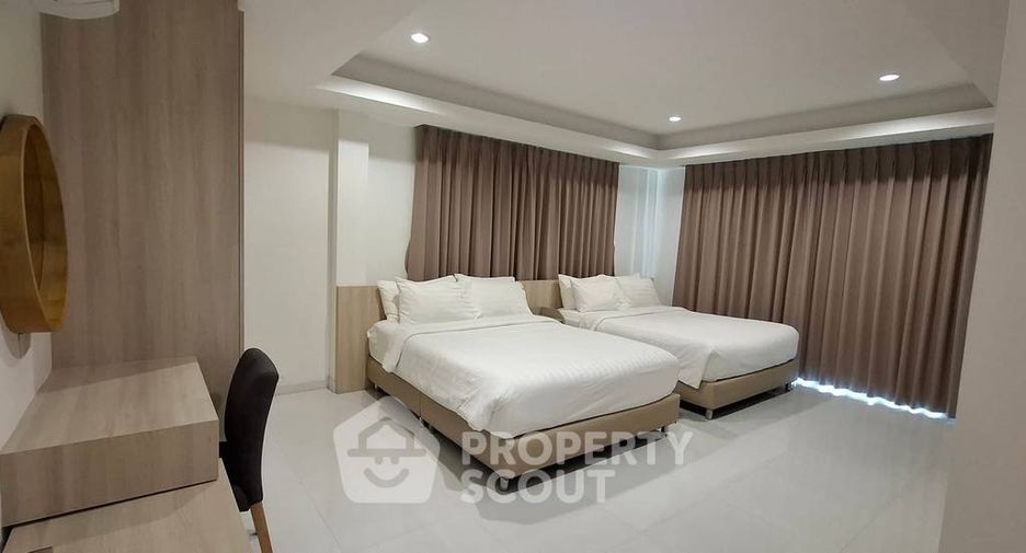 For rent and for sale 4 bedrooms villa in Bang Lamung, Chonburi