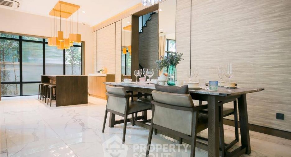 For rent and for sale 3 bedrooms house in Wang Thonglang, Bangkok