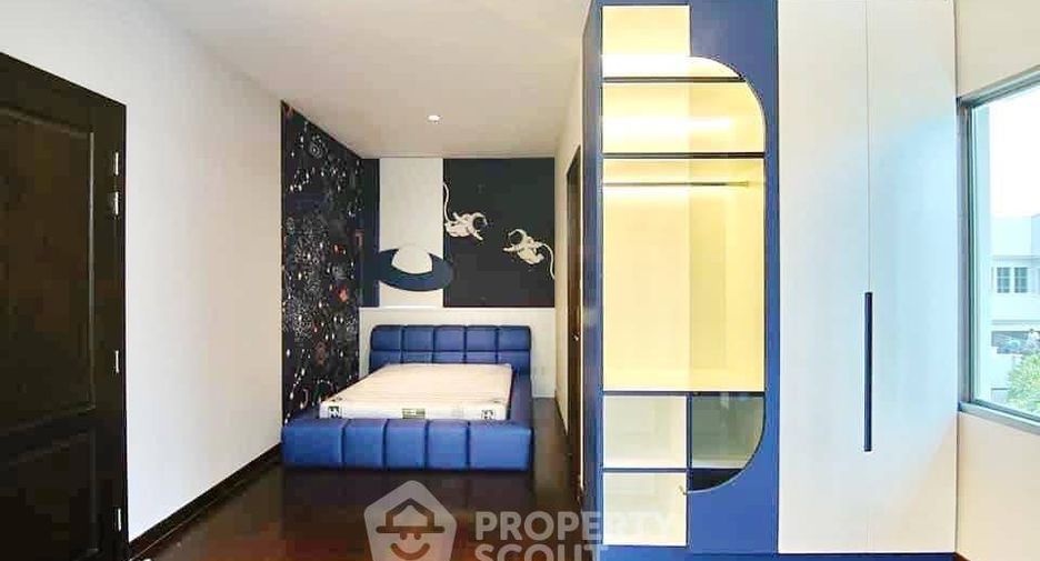 For rent and for sale 5 bedrooms house in Lat Krabang, Bangkok