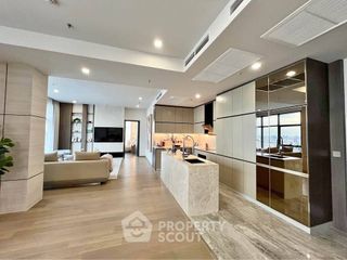 For sale 3 bedrooms condo in Ratchathewi, Bangkok
