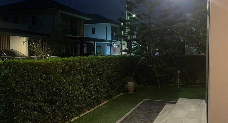 For rent and for sale 4 bedrooms house in Si Racha, Chonburi
