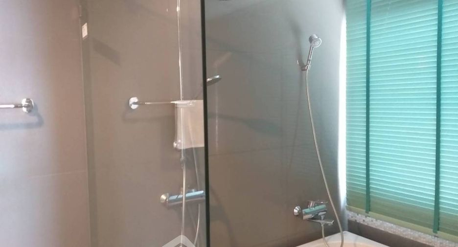 For rent and for sale 1 bed condo in Khlong Toei, Bangkok