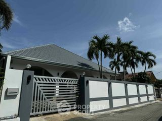 For rent and for sale 3 bedrooms house in Bang Lamung, Chonburi