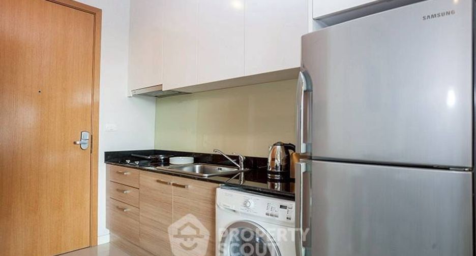 For sale 1 bed condo in Watthana, Bangkok