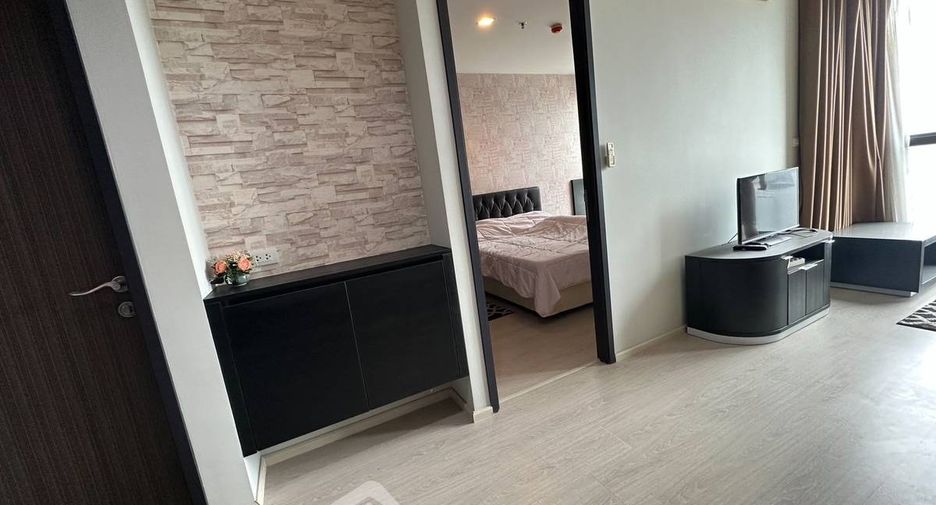 For sale 1 bed condo in Khlong Toei, Bangkok