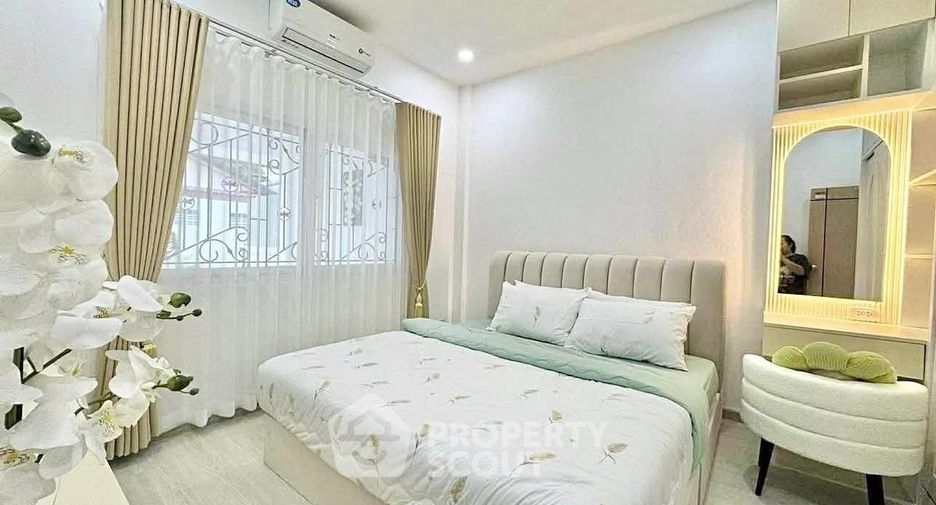 For sale 3 bedrooms villa in Bang Lamung, Chonburi