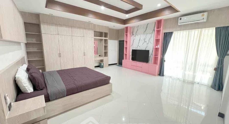 Casa en alquiler y en venta de 4 habitaciones en Sattahip, Chonburi