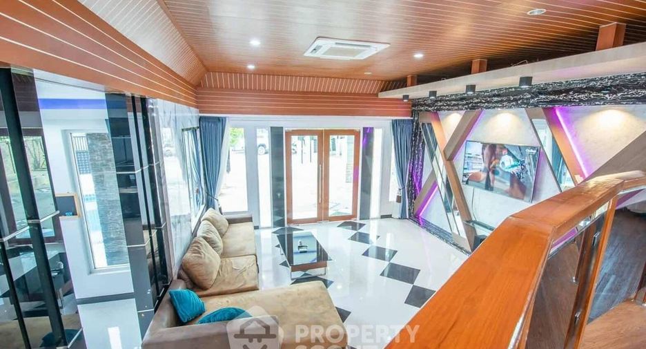 Casa en alquiler y en venta de 4 habitaciones en Sattahip, Chonburi