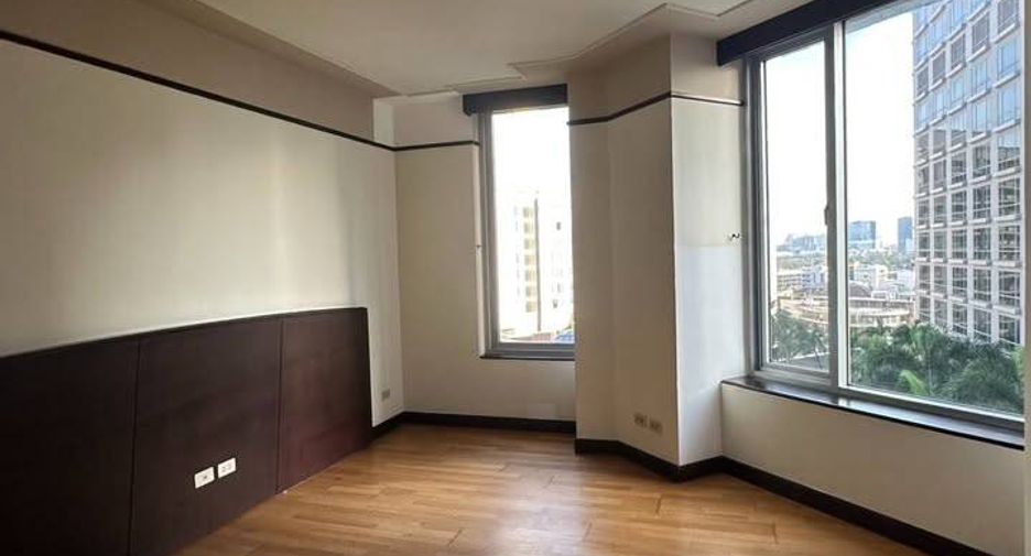 Продажа 3 спальни кондо в Патхум Щан, Бангкок