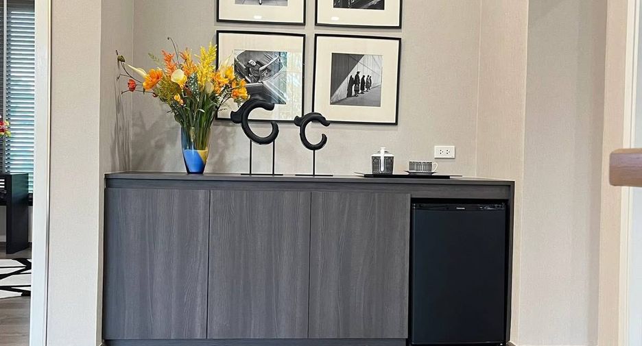 Haus zum Kauf mit 4 Zimmer in Thawi Watthana, Bangkok