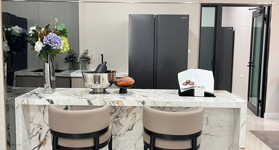 Haus zum Kauf mit 4 Zimmer in Thawi Watthana, Bangkok