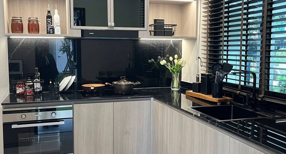 Haus zum Kauf mit 4 Zimmer in Thawi Watthana, Bangkok