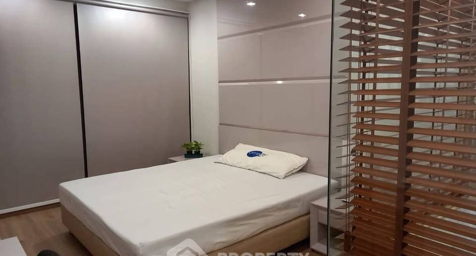 For sale 2 bedrooms condo in Sathon, Bangkok