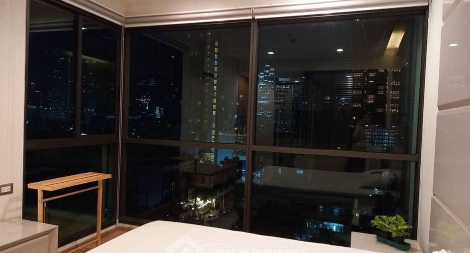 For sale 2 bedrooms condo in Sathon, Bangkok