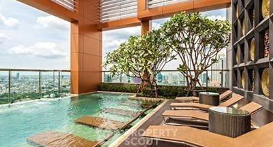 For sale 2 bedrooms condo in Sathon, Bangkok