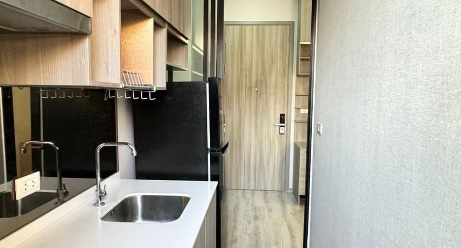 Продажа 1 кровать кондо в Чатучак, Бангкок