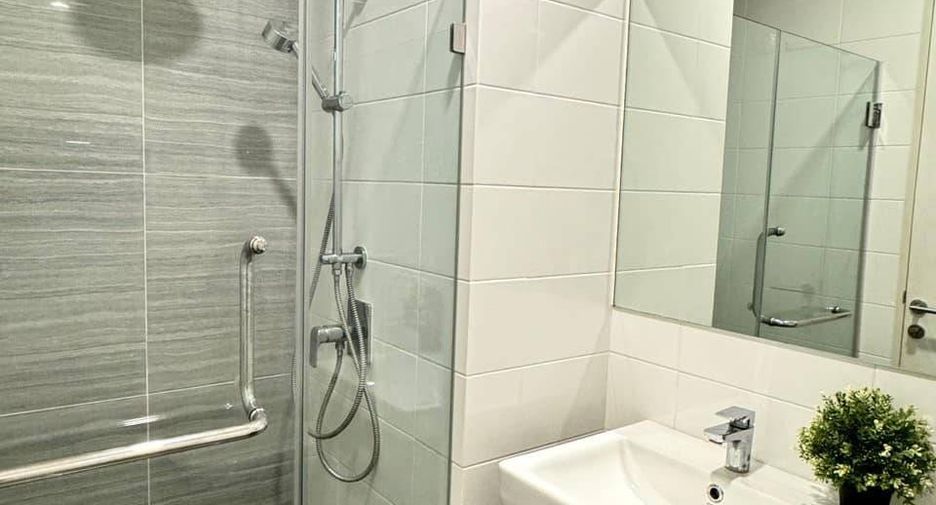 Продажа 1 кровать кондо в Чатучак, Бангкок