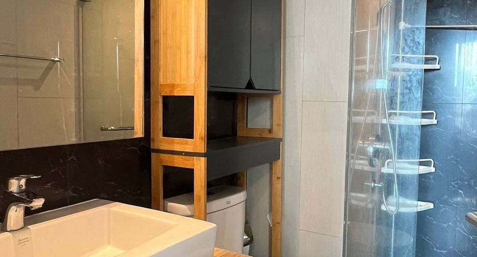 Condo en venta de 1 habitaciones en Phra Khanong, Bangkok