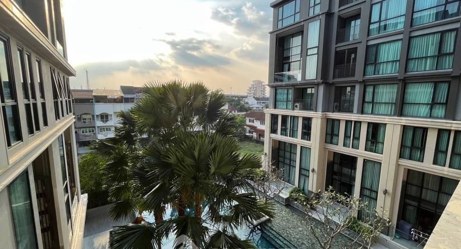 Condo en venta de 1 habitaciones en Phra Khanong, Bangkok