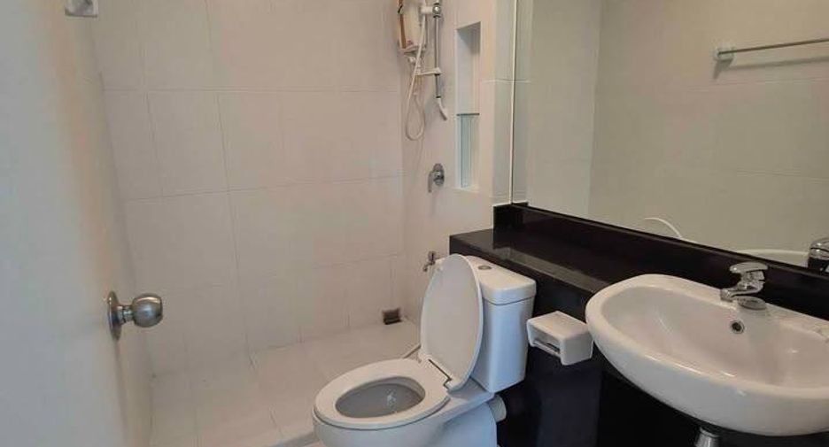 À vendre 2 chambres condo à Thon Buri, Bangkok