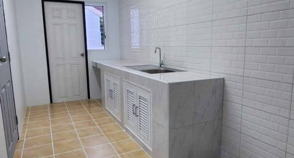 À vendre 3 chambres maison à Mueang Chon Buri, Chonburi