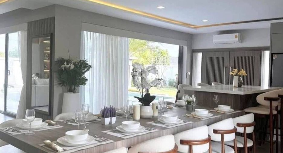 À vendre 7 chambres villa à Huay Yai, Pattaya