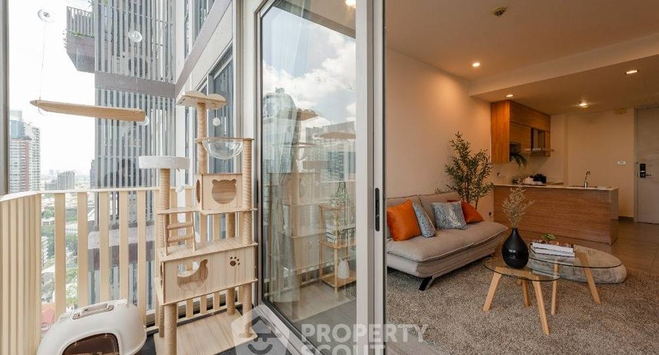 For sale 2 bedrooms condo in Khlong Toei, Bangkok