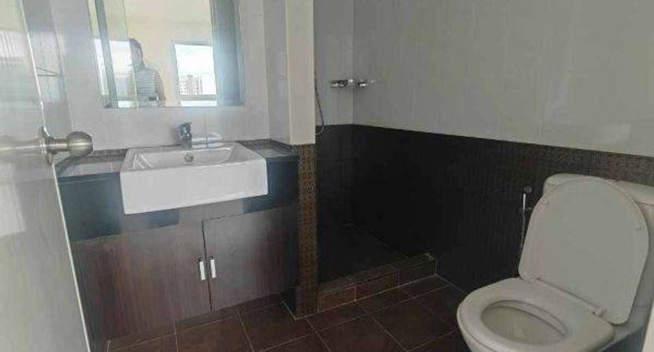 For sale 2 bedrooms condo in Suan Luang, Bangkok