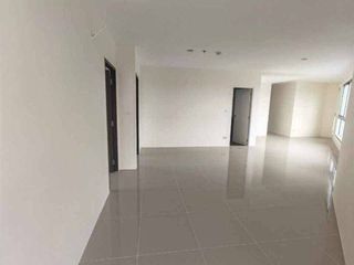 For sale 2 bedrooms condo in Suan Luang, Bangkok