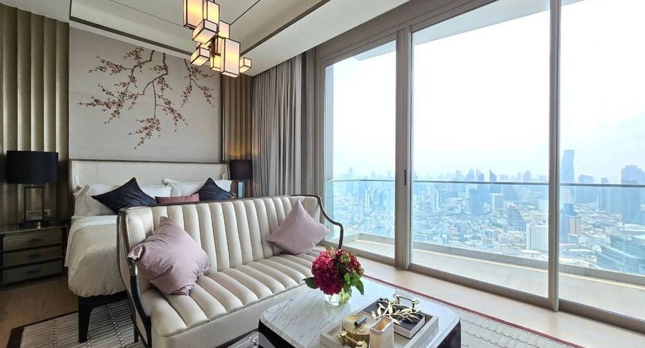 For sale 3 bedrooms condo in Khlong San, Bangkok