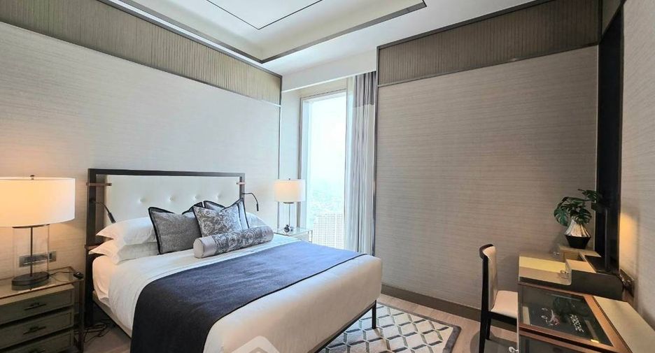 For sale 3 bedrooms condo in Khlong San, Bangkok