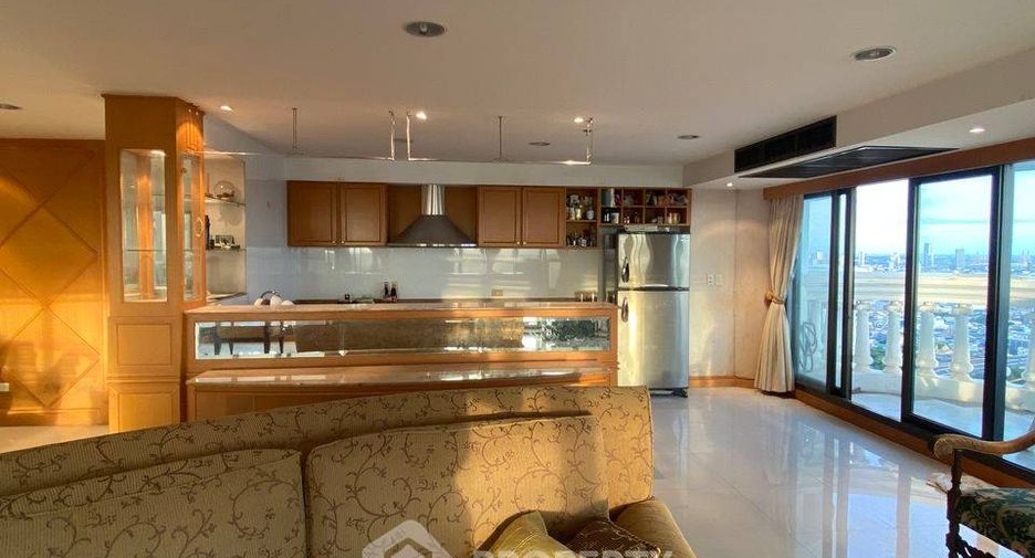 For sale 1 bed condo in Bang Rak, Bangkok