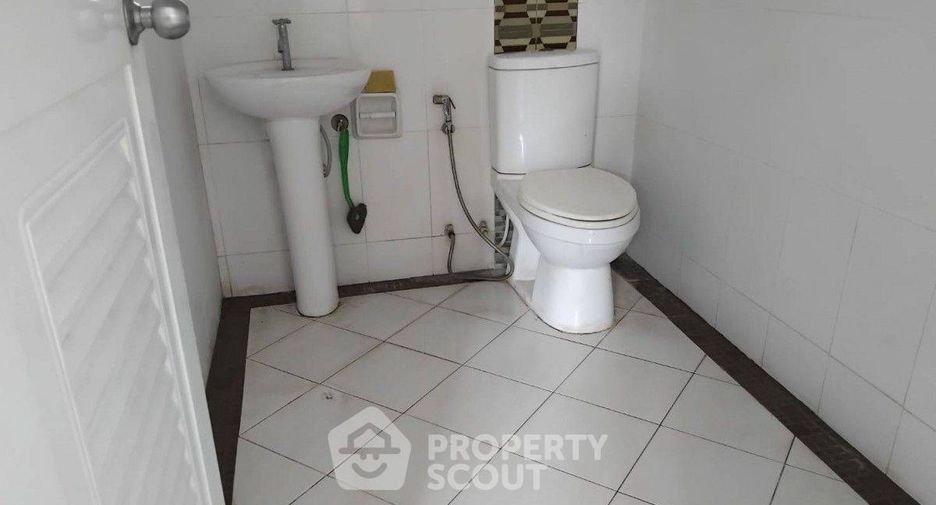 Продажа 3 спальни дом в Кхлонг Сам Ща, Бангкок